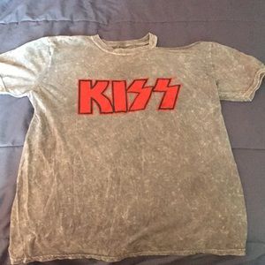 Gray Kiss Shirt